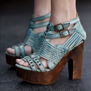 BRAND NEW! Blue Bed Stu Cindy Platform Sandal Sz 8